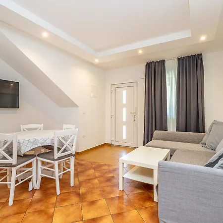 Villa Haya With Heated Pool Linardici Exterior photo