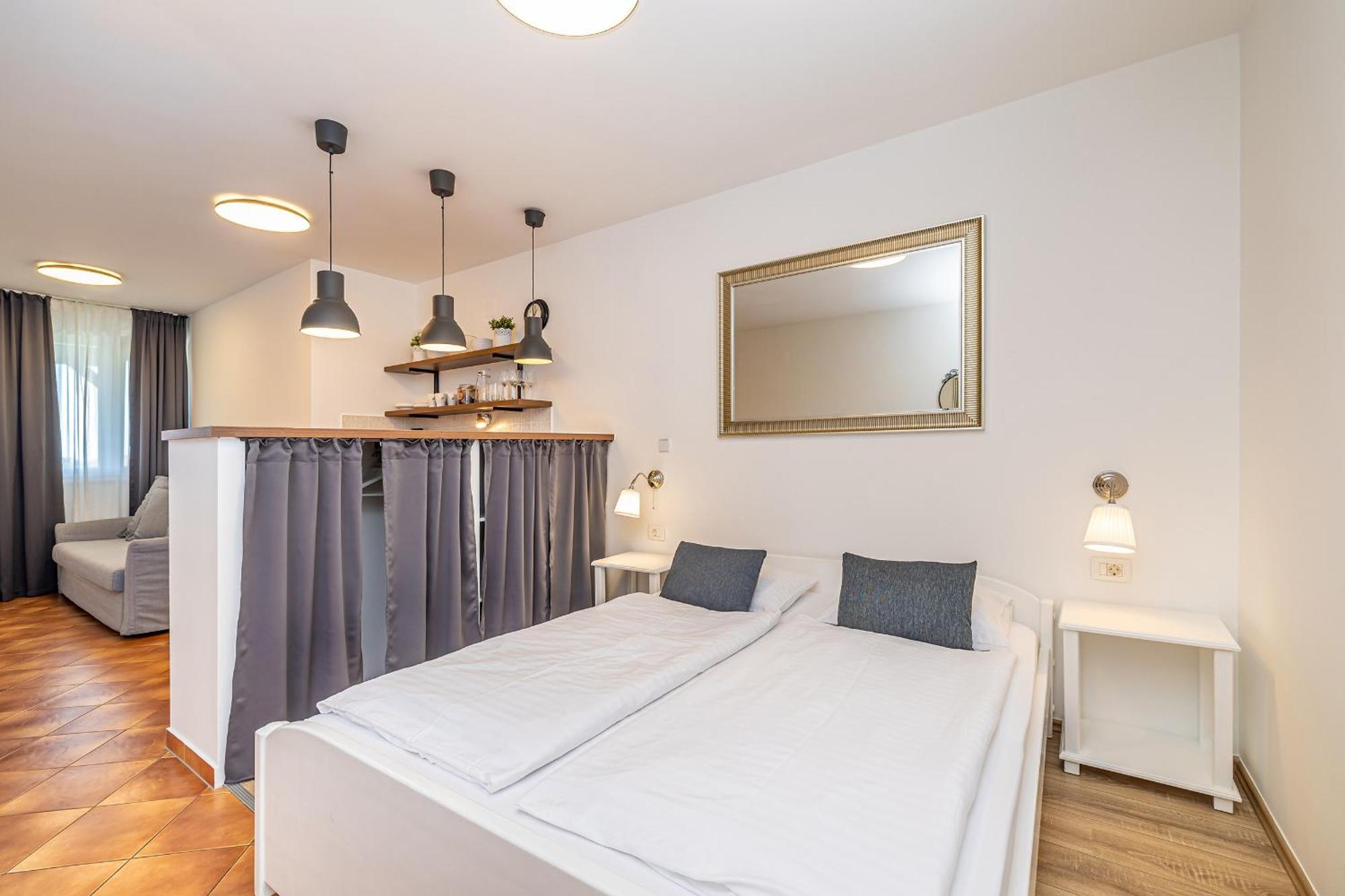 Haya With Heated Pool Apartment *
